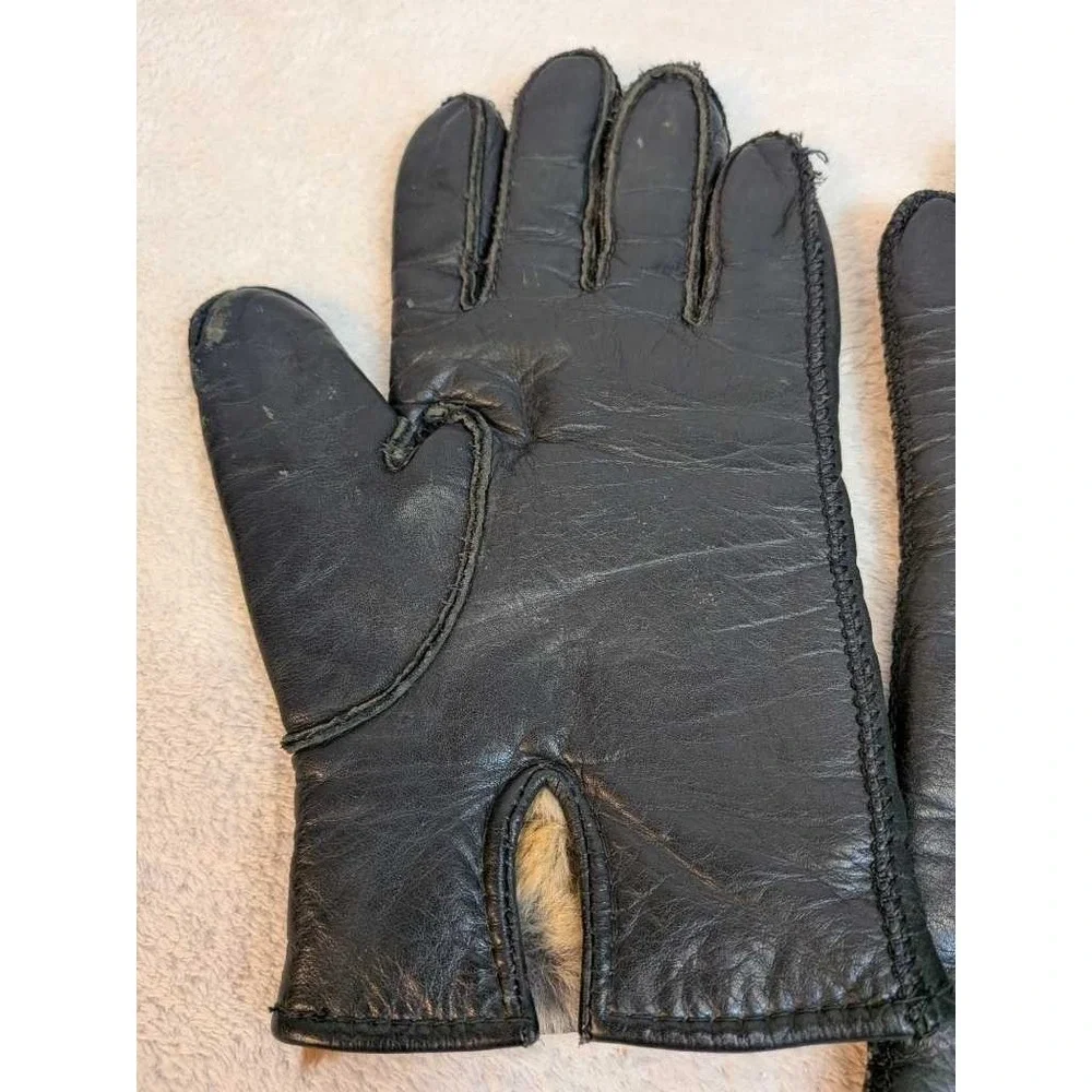 Vintage Leather Fur Lined Gloves Black - Size Medium - Winter Warmth Luxury